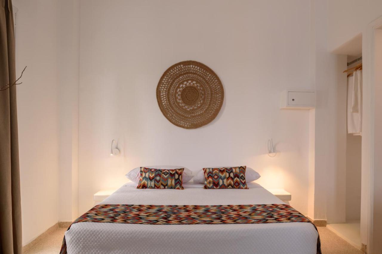 Cal Day Rooms Santorini Perissa  Exterior foto