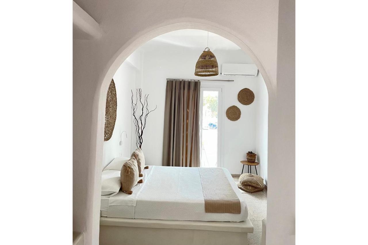 Cal Day Rooms Santorini Perissa  Exterior foto